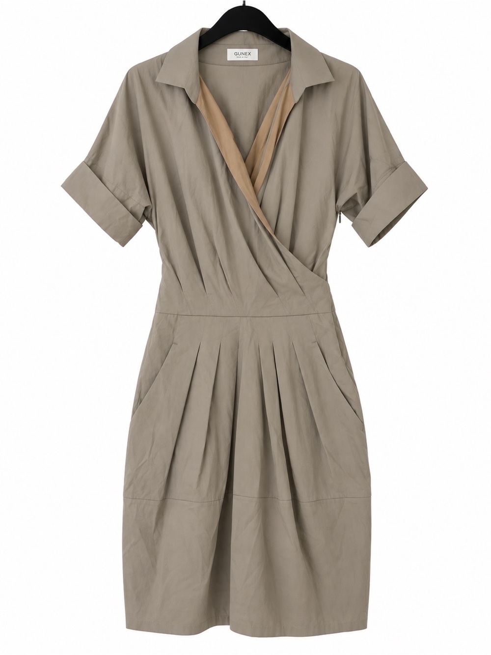 Gunex – Brunello Cucinelli Group
- Taupe Cotton & Silk Wrap Dress - size 2